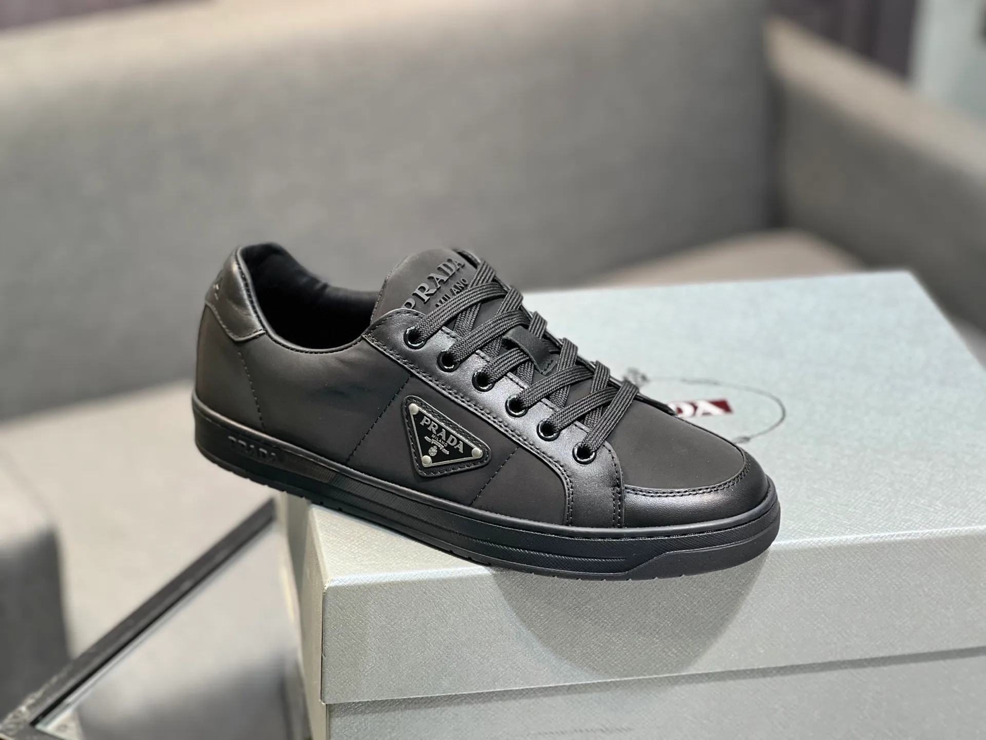 Men's shoes 💰540 [PRADA] Men's shoes are popular in the counter, official website synchronization, 1 high-quality shipment ✔️ Original frosted cowhide + cowhide lining, 1🆚1 replica, original sole, 38-45 (45 customized, non-refundable)